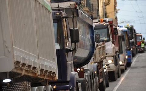 Riprendere il dialogo.